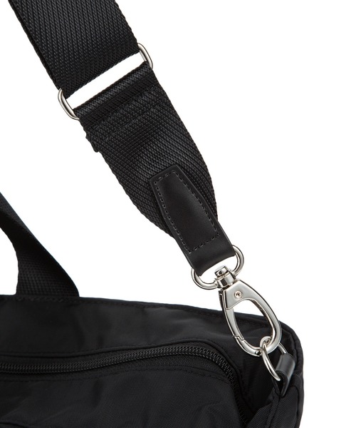 ace.(エース)の「トートバッグ フィカス 25L ace.×HAyU 19106(トートバッグ・レディース・ブラック/ライトグレー/チャコール・FREE)」の19枚目の写真