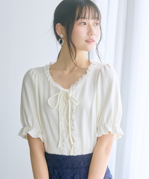 marun(マルン)の「<大きいサイズ>編み上げデザインカットソー marun(Tシャツ/カットソー・レディース・ラベンダー/オフホワイト/ネイビー・3L/LL/5L/4L/L)」の2枚目の写真