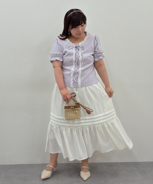 marun(マルン)の「<大きいサイズ>編み上げデザインカットソー marun(Tシャツ/カットソー・レディース・ラベンダー/オフホワイト/ネイビー・3L/LL/5L/4L/L)」の12枚目の写真