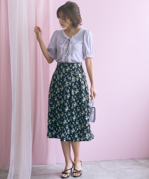 marun(マルン)の「<大きいサイズ>編み上げデザインカットソー marun(Tシャツ/カットソー・レディース・ラベンダー/オフホワイト/ネイビー・3L/LL/5L/4L/L)」の18枚目の写真