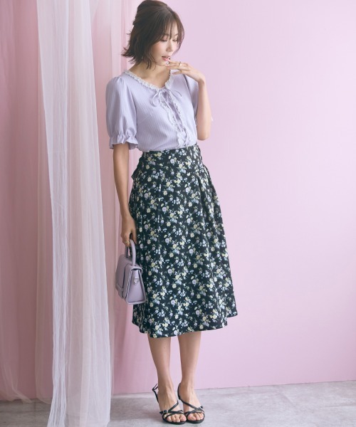 marun(マルン)の「<大きいサイズ>編み上げデザインカットソー marun(Tシャツ/カットソー・レディース・ラベンダー/オフホワイト/ネイビー・3L/LL/5L/4L/L)」の21枚目の写真
