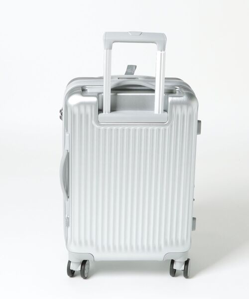 NEW ERA(ニューエラ)の「【NEW ERA】WHEEL CARRY CASE SMALL(スーツケース/キャリーバッグ・メンズ・シルバー/ブラック・フリー)」の19枚目の写真