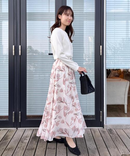 couture brooch（クチュールブローチ）の「【洗える】チューリップ柄スカート（スカート・レディース・ネイビー/オフホワイト・36/42/40/38）」の13枚目の写真