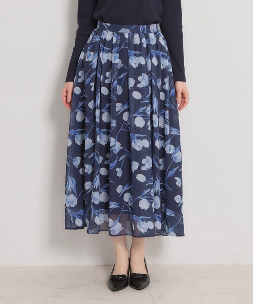 couture brooch（クチュールブローチ）の「【洗える】チューリップ柄スカート（スカート・レディース・ネイビー/オフホワイト・36/42/40/38）」の13枚目の写真