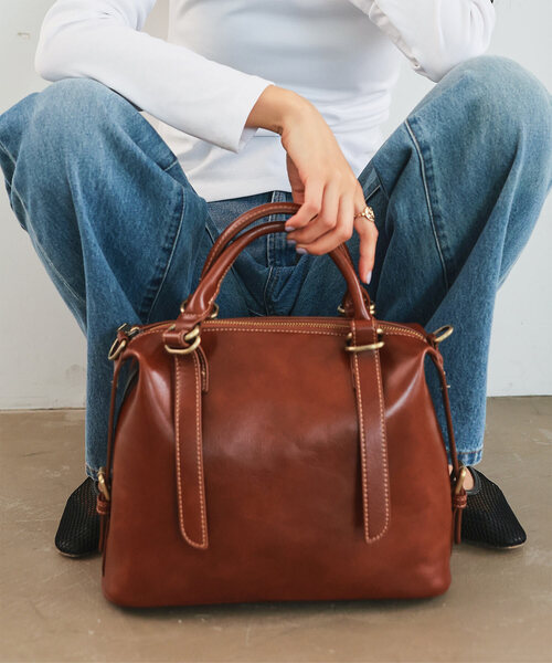 KOBE LETTUCE(コウベレタス)の「スクエアボストンバッグ(ボストンバッグ・レディース・アイボリー/ブラウン系/ブラック・F)」の1枚目の写真