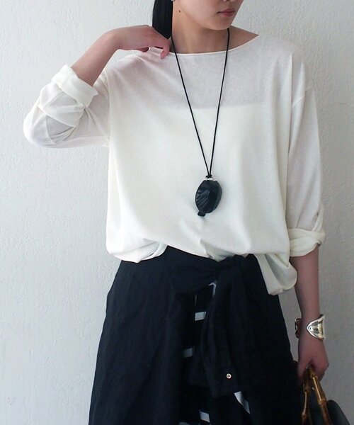 LOUNGEDRESS（ラウンジドレス）の「スラブロンT（Tシャツ/カットソー・レディース・ピンク/オフホワイト/ブラック・FREE）」の21枚目の写真