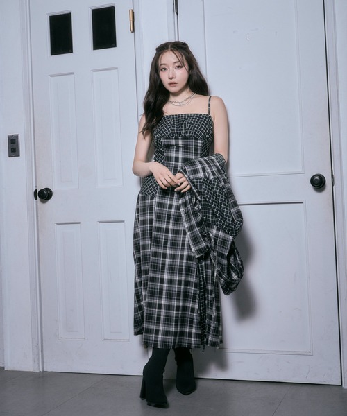 ANDGEEBEE（アンジービー）の「ドッキングチェックキャミワンピ（ワンピース・レディース・ネイビー/ブラック・FREE）」の11枚目の写真