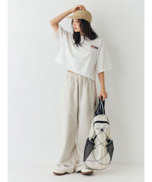 Ungrid（アングリッド）の「パッカブルナイロンバックパック（バックパック/リュック・レディース・オフホワイト/ブラック・FREE）」の3枚目の写真