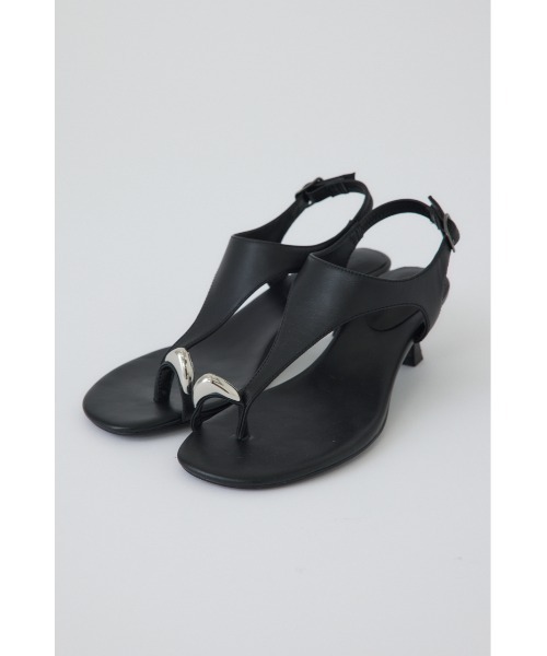 RIM.ARK（リムアーク）の「【PRE ORDER】Motif toe thong sandal モチーフ トゥ トング サンダル（サンダル・レディース・ブラウン/ブラック・36/37/38/39）」の4枚目の写真