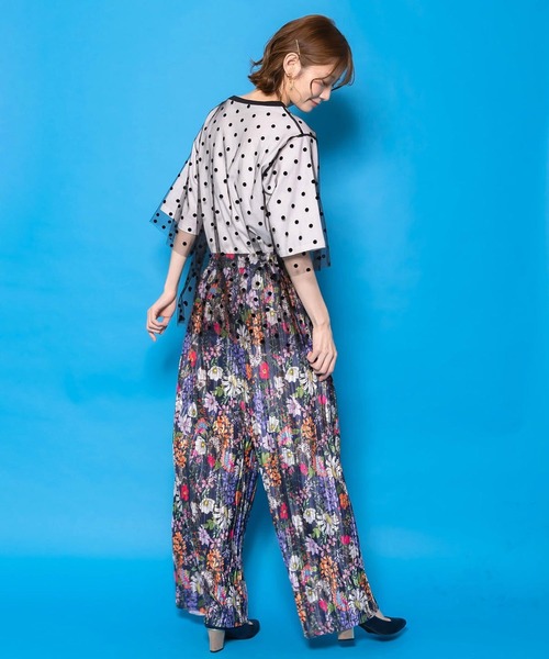 ScoLar（スカラー）の「ScoLar(スカラー) ドットチュール重ね花ネコ柄Tシャツ（Tシャツ/カットソー・レディース・オフホワイト/ブラック/パープル・MEDIUM）」の9枚目の写真
