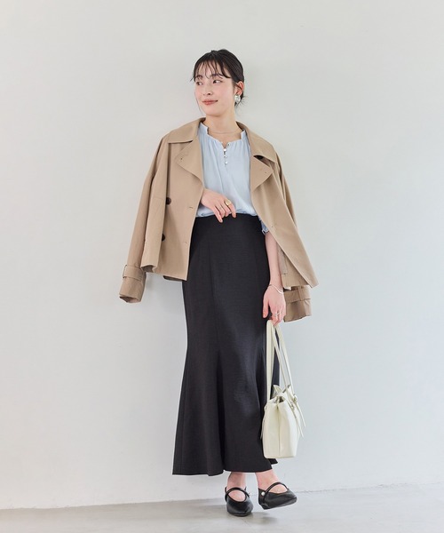 VIS(ビス)の「エアリーサテンハーフスリーブブラウス/イージーケア(シャツ/ブラウス・レディース・ブルー系その他4/チャコールグレー/キナリ・FREE)」の13枚目の写真