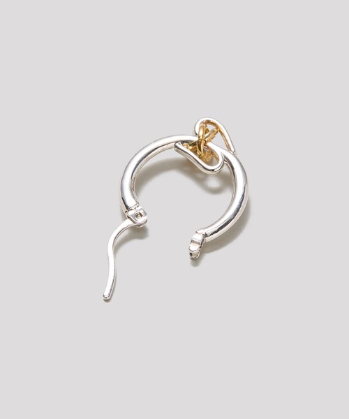 LAPUIS(ラピュイ)の「LAPUIS(ラピュイ)Connect coil pierced earrings(ピアス(両耳用)・レディース・シルバー/マルチ/ゴールド・FREE)」の10枚目の写真