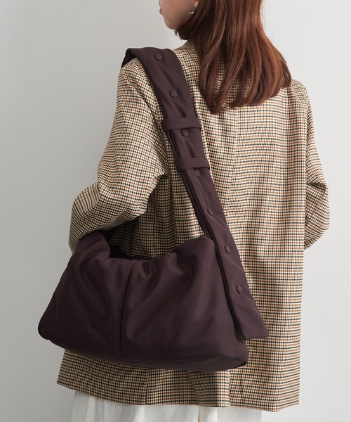 ADD CULUMN(アドカラム)の「【ADD CULUMN】26AW新作 DOT SHLD L A26W01B512(ショルダーバッグ・レディース・ダークブラウン/ブラック・FREE)」の1枚目の写真