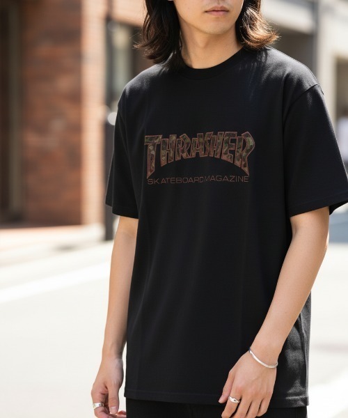 THRASHER(スラッシャー)の「Applique Logo S/S T-SHIRTS/THRASHER スラッシャー ロゴアップリケ風デザイン 半袖Tシャツ オーバーサイズ・ワイドシルエットストリート スケーターユニセックス(Tシャツ/カットソー・メンズ・ブラック系その他/ブラック/アッシュグレー・MEDIUM/X-LARGE/LARGE)」の6枚目の写真