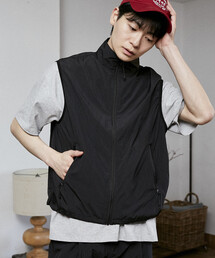 PUBLUX（パブリュクス）の「PUBLUX/パブリュクス LOVE POP STUDIO ナイロンベスト＜セットアップ対応＞　限定展開（ベスト）」