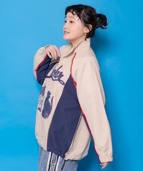 ScoLar（スカラー）の「ScoLar(スカラー) スカラーちゃん×ネコ レーシング風ブルゾン（ブルゾン・レディース・アイボリー・MEDIUM）」の3枚目の写真