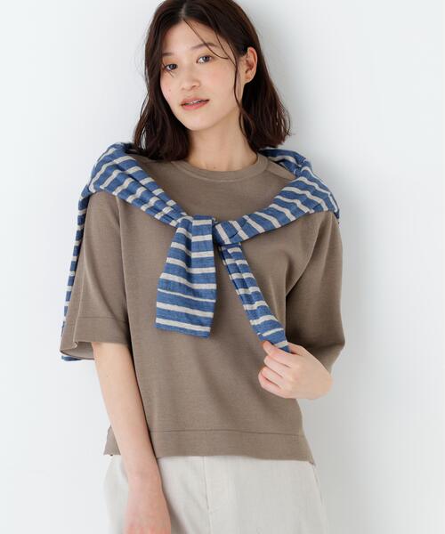 human woman(ヒューマンウーマン)の「◆【名品/ウォッシャブル/4カラー展開】ハイゲージギマ クルーネックラグランプルオーバー(ニット/セーター・レディース・ブラウン系その他/ホワイト系その他3/レッド/ブルー・MEDIUM)」の3枚目の写真