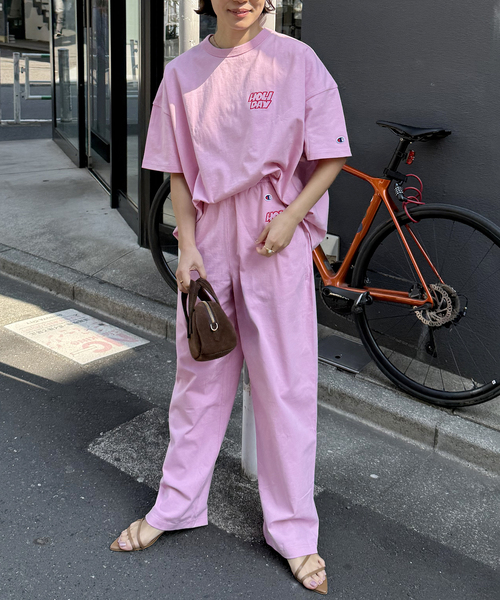 Champion(チャンピオン)の「別注【CHAMPION*JOURNAL STANDARD by HOLIDAY】16s/1 Jersey T-SH(Tシャツ/カットソー・レディース・ブラック系その他/チャコールグレー/ネイビー/ホワイト/ブラウン/ピンク・FREE)」の11枚目の写真