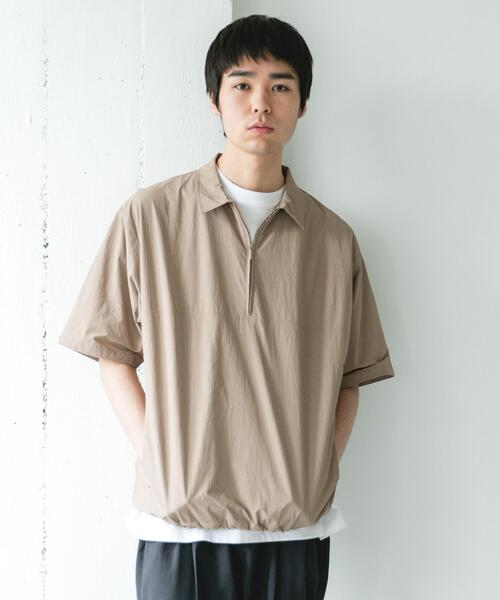 URBAN RESEARCH DOORS(アーバンリサーチドアーズ)の「『UVカット』フルダルナイロンハーフジップアクティブプルオーバー(シャツ/ブラウス・メンズ・チャコールグレー/ベージュ・LARGE/MEDIUM)」の3枚目の写真