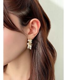パールニュアンスピアス