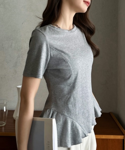 Eclat one(エクラワン)の「【Eclat one】コンパクト ペプラム クルーネック カットソー(Tシャツ/カットソー・レディース・グレー/ブラック/アイボリー・FREE)」の18枚目の写真