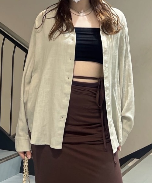 MOUSSY(マウジー)の「LINEN BLEND BASIC シャツ(シャツ/ブラウス・レディース・ホワイト/ベージュ/ネイビー・FREE)」の8枚目の写真