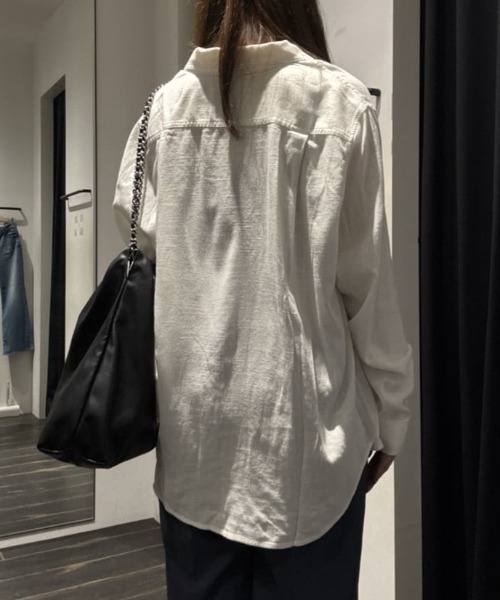 MOUSSY(マウジー)の「LINEN BLEND BASIC シャツ(シャツ/ブラウス・レディース・ホワイト/ベージュ/ネイビー・FREE)」の16枚目の写真
