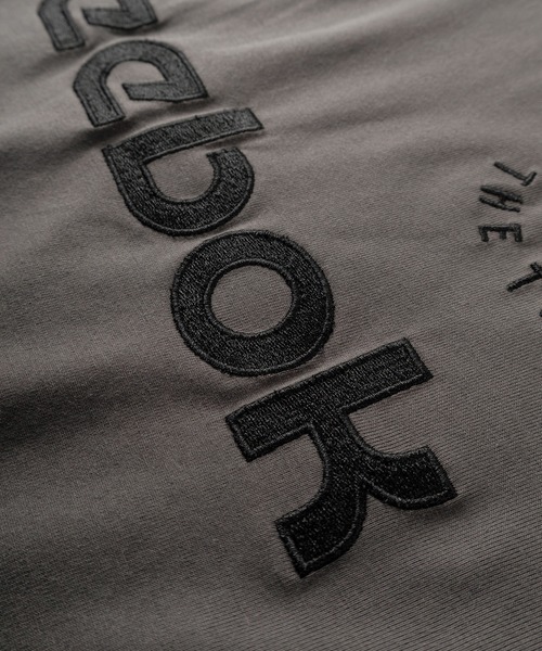 Reebok(リーボック)の「【77】【Reebok/リーボック】ブランドロゴ ドローコード付 ゲームTシャツ(Tシャツ/カットソー・メンズ・チャコールグレー/グレイッシュベージュ/ホワイト/ブラック・M/L)」の6枚目の写真