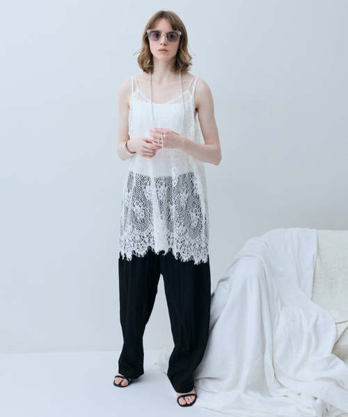 flaeu(フラユ)の「Volume Easy Pants(スラックス・レディース・ベージュ/ブラック/グレー・MEDIUM/SMALL)」の10枚目の写真