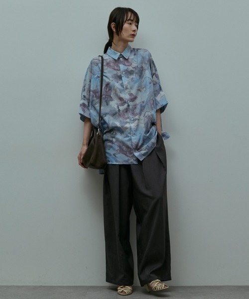 flaeu(フラユ)の「Volume Easy Pants(スラックス・レディース・ベージュ/ブラック/グレー・MEDIUM/SMALL)」の16枚目の写真