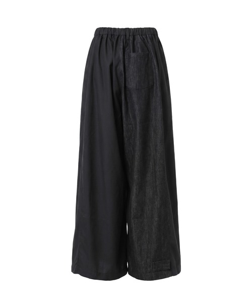 Ruze(ルゼ)の「Asymmetry denim docking PT/アシンメトリーデニムドッキングパンツ(デニムパンツ・メンズ・ブラック・MEDIUM/LARGE)」の3枚目の写真
