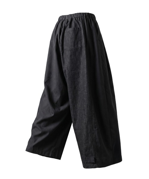 Ruze(ルゼ)の「Asymmetry denim docking PT/アシンメトリーデニムドッキングパンツ(デニムパンツ・メンズ・ブラック・MEDIUM/LARGE)」の4枚目の写真