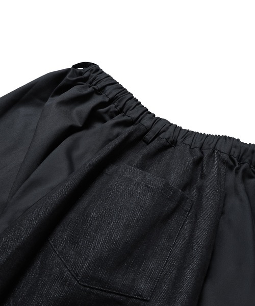 Ruze(ルゼ)の「Asymmetry denim docking PT/アシンメトリーデニムドッキングパンツ(デニムパンツ・メンズ・ブラック・MEDIUM/LARGE)」の8枚目の写真