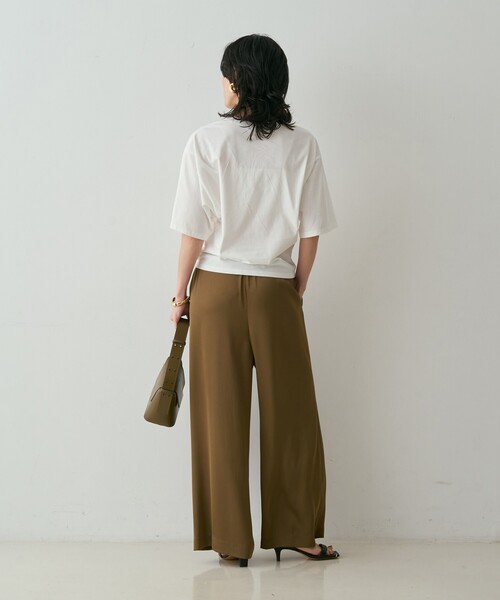 qualite(カリテ)の「【接触冷感】プレミアム天竺ドルマンTシャツ 春服 夏服 オフィスカジュアル(Tシャツ/カットソー・レディース・チャコールグレー/オフホワイト/ライム・フリー)」の21枚目の写真