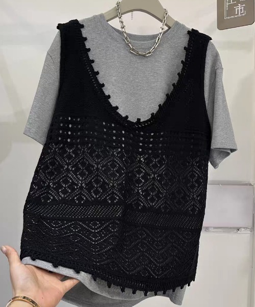 LUCPY(ラクピー)の「クロシェビスチェ×ベーシックTシャツセット(Tシャツ/カットソー・レディース・ブラック×ホワイト/ホワイト/ブラック・FREE)」の2枚目の写真