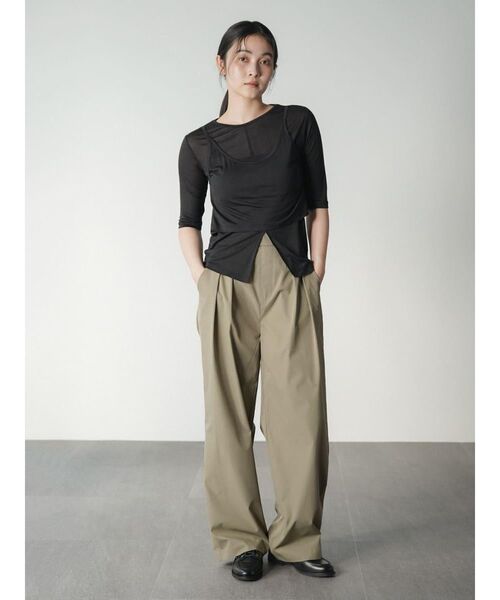 FIKA.(フィーカ)の「Sheer tank layered pullover(Tシャツ/カットソー・レディース・ブラック/ベージュ・FREE)」の5枚目の写真
