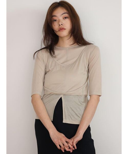 FIKA.(フィーカ)の「Sheer tank layered pullover(Tシャツ/カットソー・レディース・ブラック/ベージュ・FREE)」の13枚目の写真