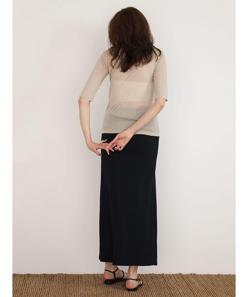FIKA.(フィーカ)の「Sheer tank layered pullover(Tシャツ/カットソー・レディース・ブラック/ベージュ・FREE)」の15枚目の写真