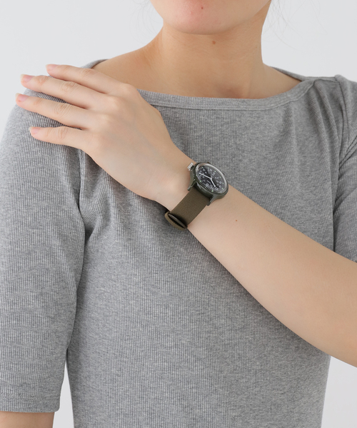 TIMEX(タイメックス)の「TIMEX Original Camper tx-tw2p88400(アナログ腕時計・レディース・ライトグリーン・FREE)」の2枚目の写真