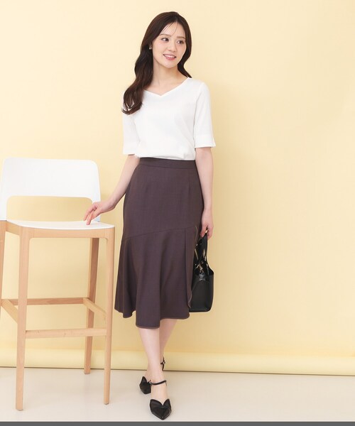 index(インデックス)の「【接触冷感】ハートネックリボンボタンワイドリブ《UVケア/洗濯機OK》(Tシャツ/カットソー・レディース・ブラック/ダークオレンジ/オフホワイト・40/38/36)」の7枚目の写真