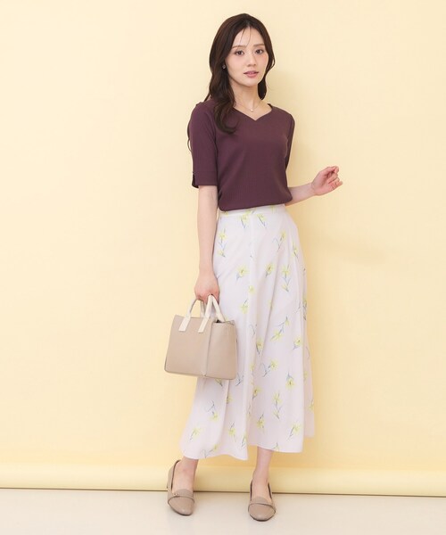 index(インデックス)の「【接触冷感】ハートネックリボンボタンワイドリブ《UVケア/洗濯機OK》(Tシャツ/カットソー・レディース・ブラック/ダークオレンジ/オフホワイト・40/38/36)」の15枚目の写真