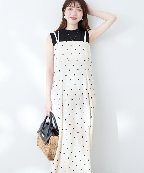 natural couture(ナチュラルクチュール)の「カットジョーゼットキャミワンピース(ワンピース・レディース・グレー/その他2/その他1/ドット/ブラック/グレイッシュベージュ・FREE)」の18枚目の写真
