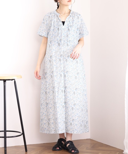 Emago(イマゴ)の「EMAGO 花プリントワンピース(ワンピース・レディース・イエロー/ネイビー/グレー・FREE)」の10枚目の写真