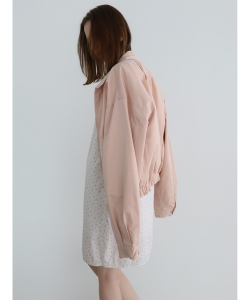 miies miim(ミーエスミーム)の「reversible short blouson(ブルゾン・レディース・ベージュ/ピンク・FREE)」の8枚目の写真