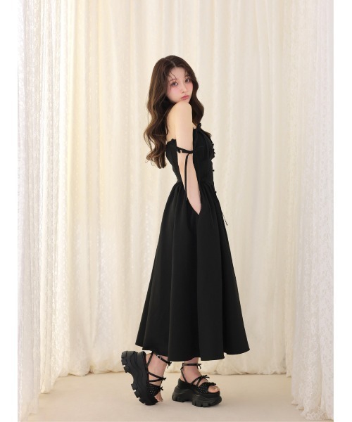 M me eme(エムミーエメ)の「Broad ribbon bare flare onepiece(ワンピース・レディース・ベージュ/ブラック・FREE/XS)」の12枚目の写真