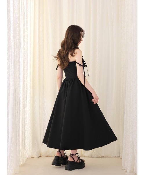 M me eme(エムミーエメ)の「Broad ribbon bare flare onepiece(ワンピース・レディース・ベージュ/ブラック・FREE/XS)」の13枚目の写真