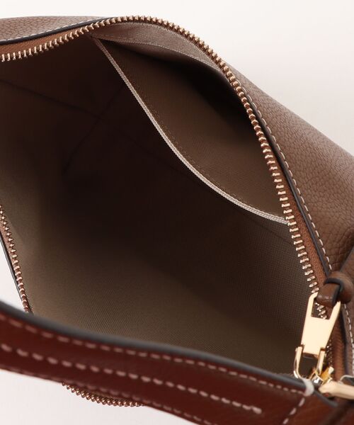 COLE HAAN（コールハーン）の「フローレンス スモール ホーボー womens（ショルダーバッグ・レディース・ブラウン・OSFA）」の7枚目の写真