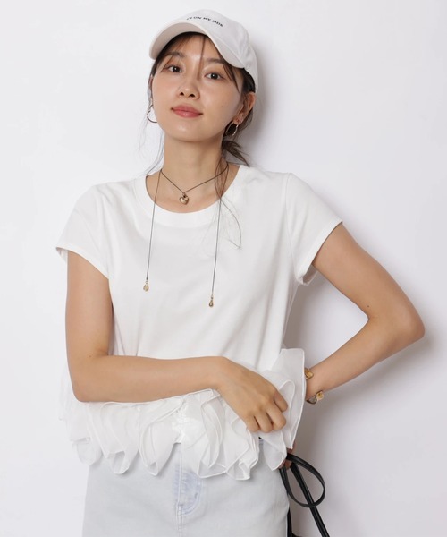 JUSGLITTY(ジャスグリッティー)の「ペタルヘムTシャツ(Tシャツ/カットソー・レディース・ライトイエロー/ホワイト/ブラック・2)」の6枚目の写真