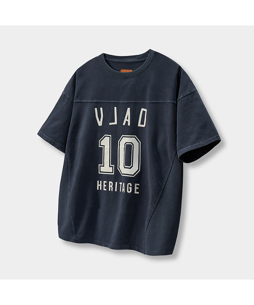 DIMITRI BLACK(ディミトリブラック)の「VLAD ターンオーバーアートワークロゴラグビーシャツ半袖Tシャツ_3 COLOR(Tシャツ/カットソー・レディース・ネイビー/ダークグレー/ブラック・LARGE/X-LARGE/MEDIUM)」の3枚目の写真