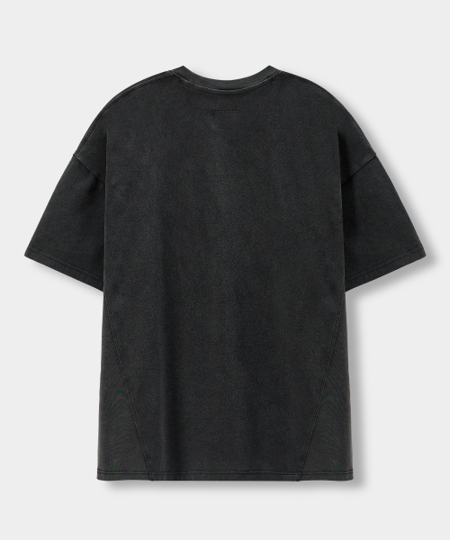 DIMITRI BLACK(ディミトリブラック)の「VLAD ターンオーバーアートワークロゴラグビーシャツ半袖Tシャツ_3 COLOR(Tシャツ/カットソー・レディース・ネイビー/ダークグレー/ブラック・LARGE/X-LARGE/MEDIUM)」の20枚目の写真